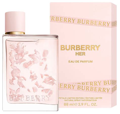 burberry petal perfume